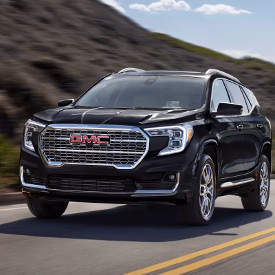 2024-terrain-denali-engine-1920x1440-23PGTN00142